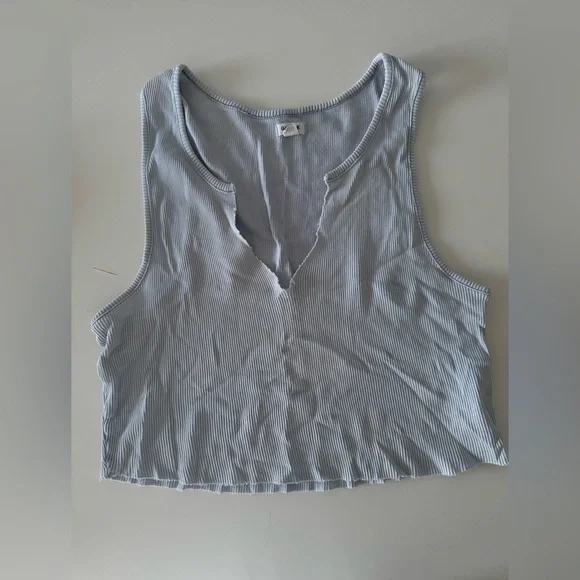 GARAGE VNECK CUT OUT CROPPED RIBBED BLUE TANK TOP HALTER IN SIZE MEDIUM - Picture 1 of 4